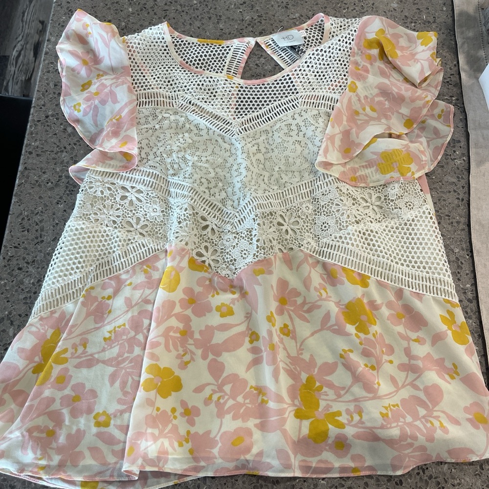 HD in paris Top